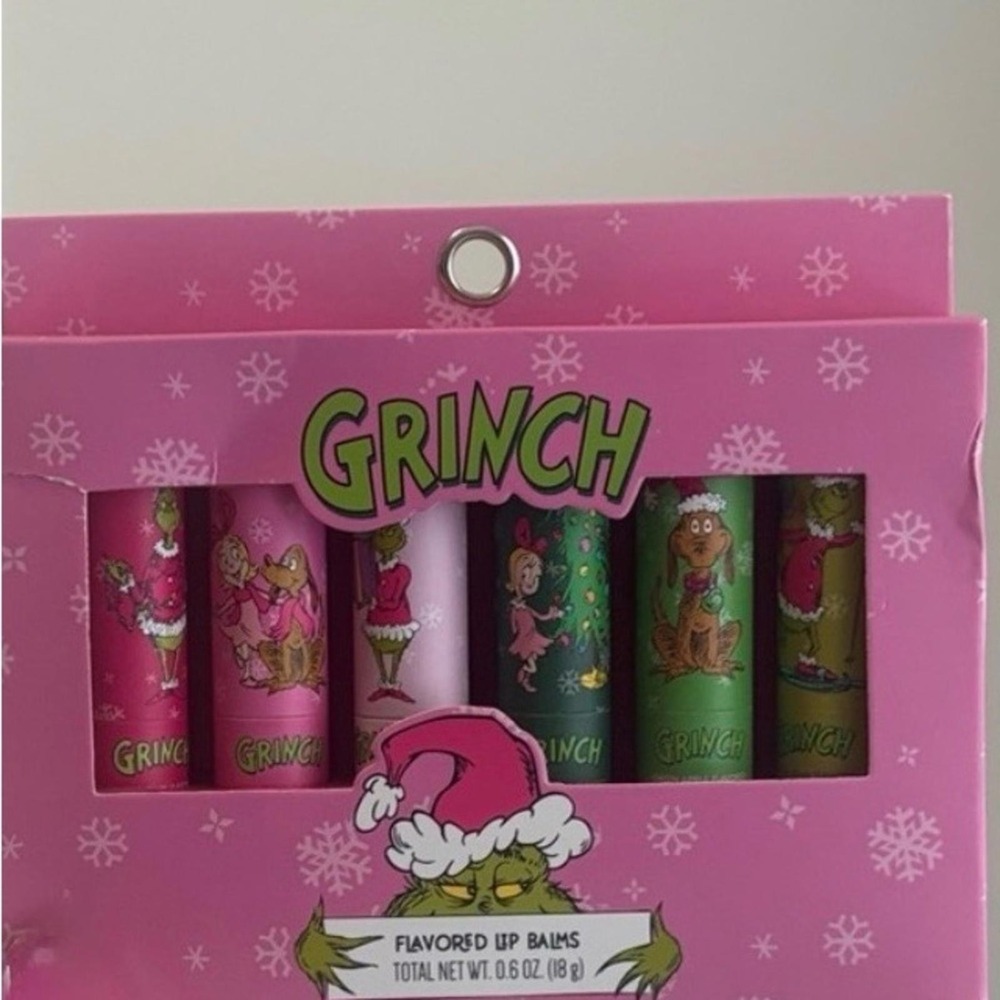 Grinch Flavored Lip Balms Set - 6pc‎